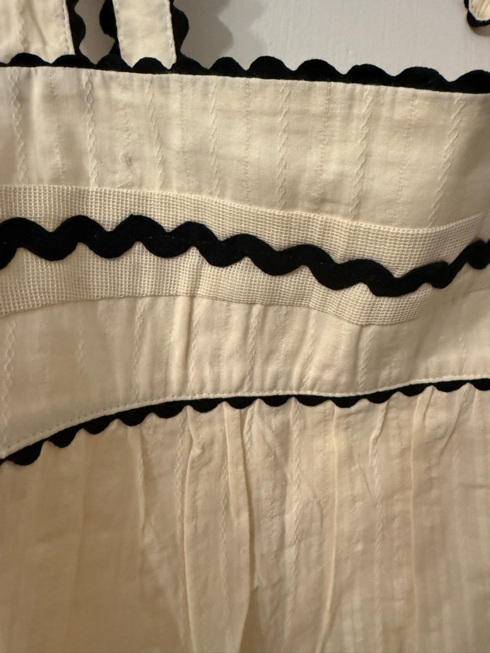 Cream Tie-Shoulder Top with Black Ric Rac Trim - Picture 4 of 5